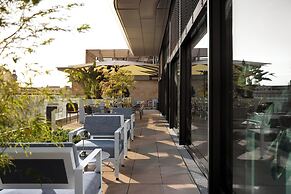 Kimpton Main Frankfurt by IHG