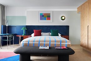 Kimpton Main Frankfurt by IHG