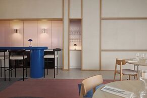 Kimpton Main Frankfurt by IHG