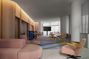 Kimpton Main Frankfurt by IHG