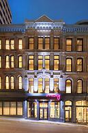 Moxy Cincinnati Downtown