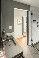 Moxy Cincinnati Downtown