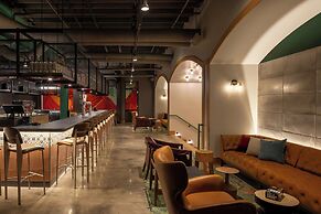 Moxy Cincinnati Downtown
