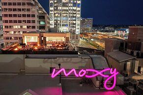 Moxy Cincinnati Downtown