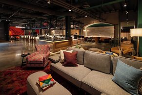 Moxy Cincinnati Downtown