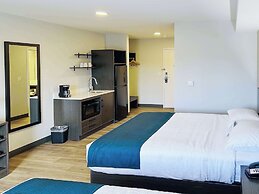 Studio 6 Hornepayne, ON