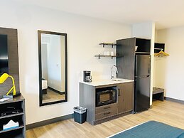 Studio 6 Hornepayne, ON