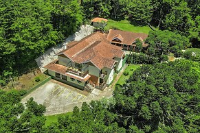 Pousada Vila Floratta by Concavus