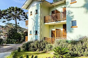 Pousada Vila Floratta by Concavus