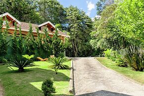 Pousada Vila Floratta by Concavus