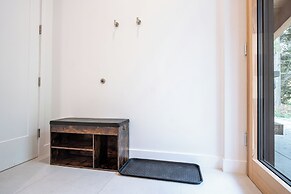 Camozzi Chalet Suite by Revelstoke Vacations