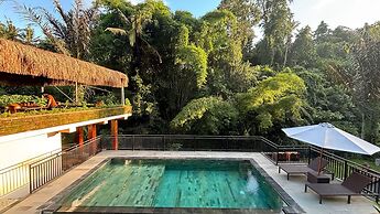 Dur Pekerisan Retreat Villa Ubud