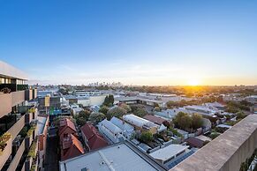 Mega Style Apartments The General