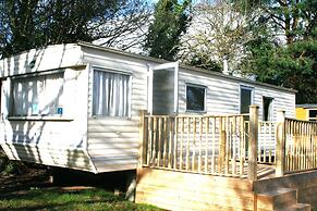 Lovely Bk Calypso Bluebird 6 Berth Holiday Caravan