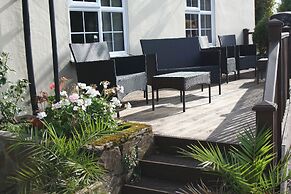 Lovely Bk Calypso Bluebird 6 Berth Holiday Caravan