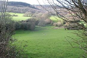 Lovely Bk Calypso Bluebird 6 Berth Holiday Caravan