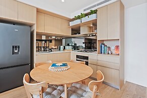 Luxury Hinterland View on Palm Beach