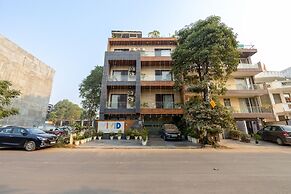 Vivid Boutique Hotel Medanta
