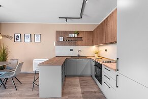 Modern Apartment With Private Swimming Pool