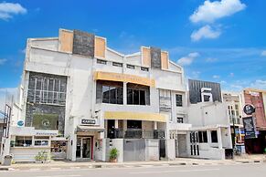 Collection O Simpang Lima Near Simpang Lima Semarang Formerly Hotel Eb