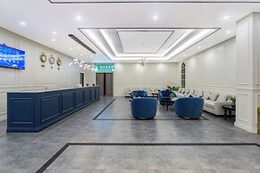 Kinton hotel