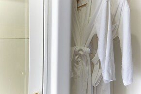 Kinton hotel