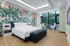 Kinton hotel