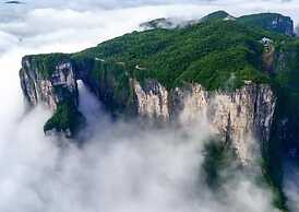 BZIKA Wonderland Retreat