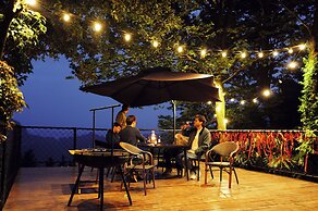 BZIKA Wonderland Retreat