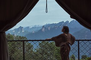 BZIKA Wonderland Retreat