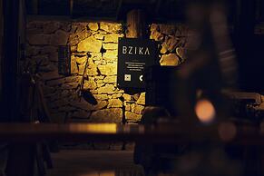 BZIKA Wonderland Retreat