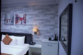 NewLand Hotels and Apartments