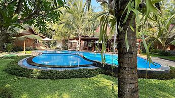 Villa Lova Sambirenteng