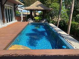SeToVa Naiharn Grand Pool Villa, Rawai