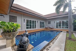 SeToVa Naiharn Grand Pool Villa, Rawai