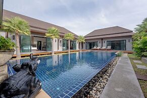 SeToVa Naiharn Grand Pool Villa, Rawai