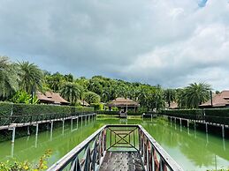 SeToVa Naiharn Grand Pool Villa, Rawai