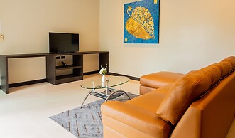 SeToVa Naiharn Grand Pool Villa, Rawai