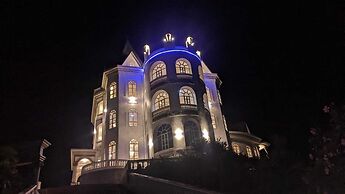 chateau le marara
