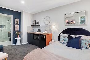 16 Scenic by Regional Escapes