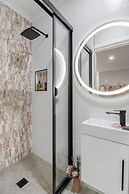 16 Scenic by Regional Escapes