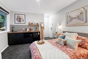 16 Scenic by Regional Escapes