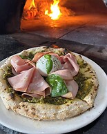 16 Scenic by Regional Escapes