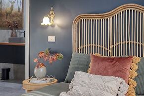 16 Scenic by Regional Escapes