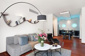 Serena Calm Pool House