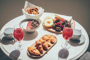 Serena Calm Pool House