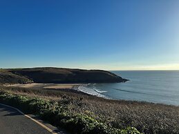 Holyland House - Greenacres Estates