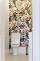 Holyland House - Greenacres Estates