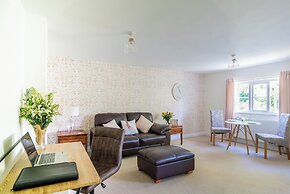 Holyland House - Greenacres Estates