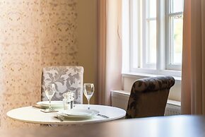 Holyland House - Greenacres Estates